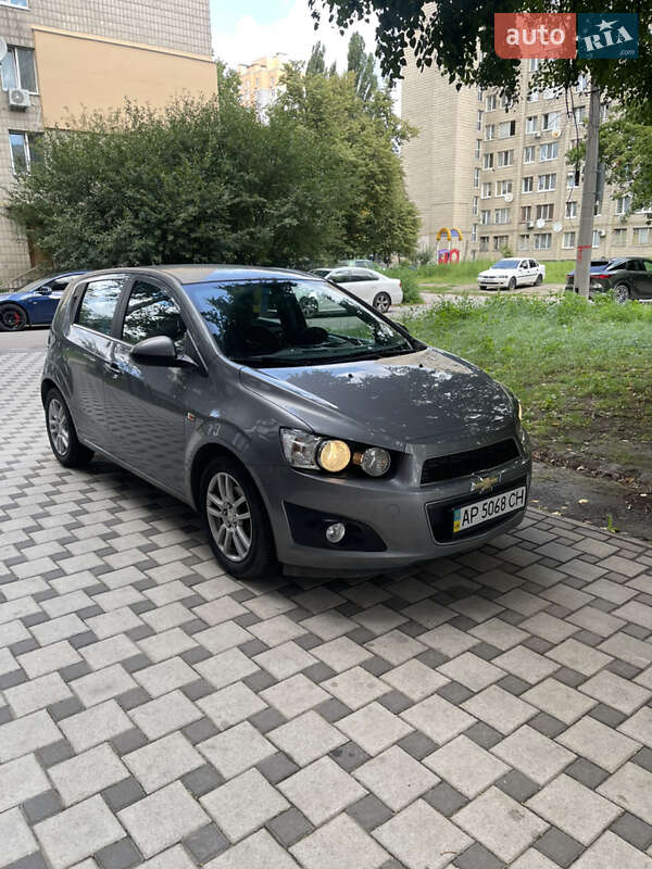 Хетчбек Chevrolet Aveo 2012 в Києві