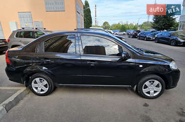 Седан Chevrolet Aveo 2006 в 