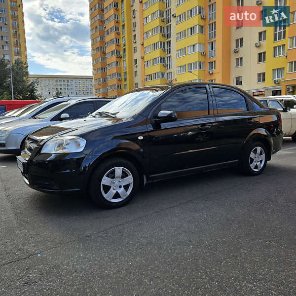 Седан Chevrolet Aveo 2006 в Ивано-Франковске