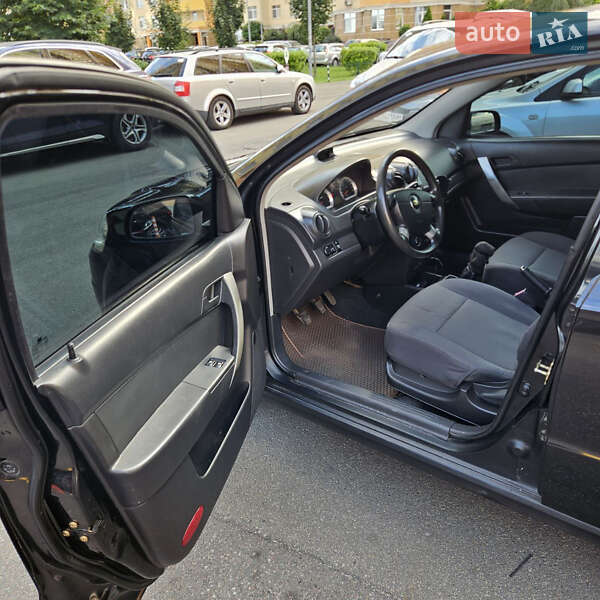 Седан Chevrolet Aveo 2006 в Ивано-Франковске