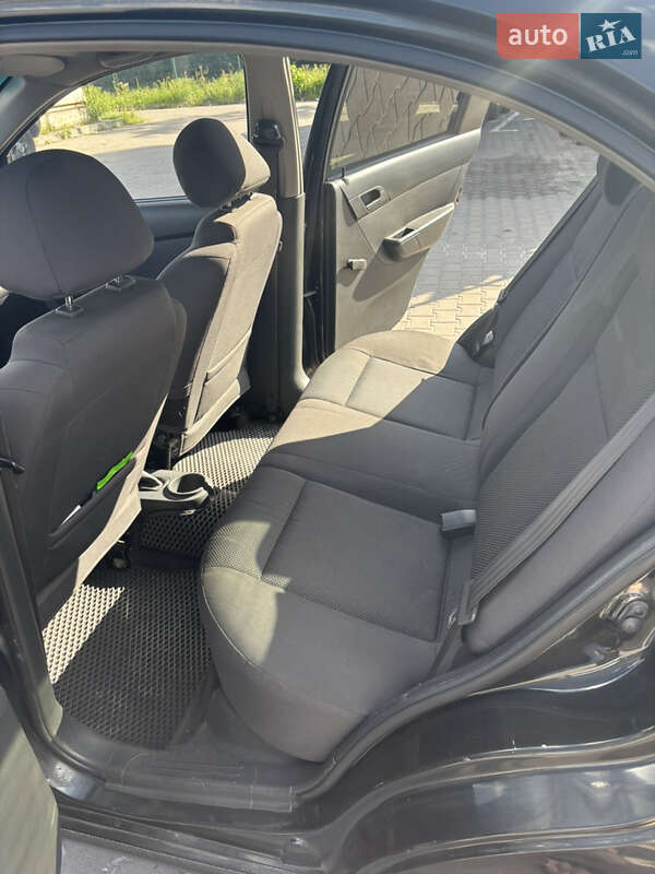 Седан Chevrolet Aveo 2008 в Києві фото 12 Седан Chevrolet Aveo 2008 в Києві