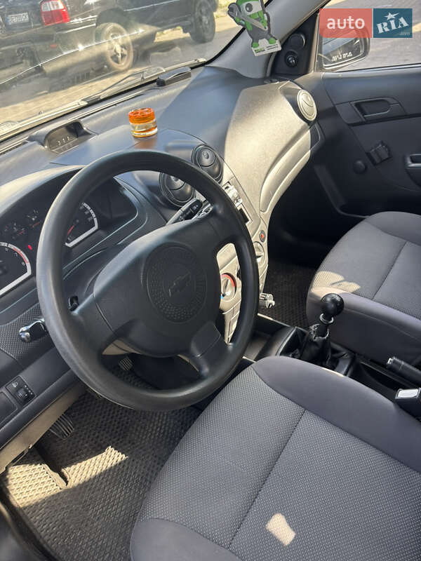 Седан Chevrolet Aveo 2008 в Києві фото 15 Седан Chevrolet Aveo 2008 в Києві