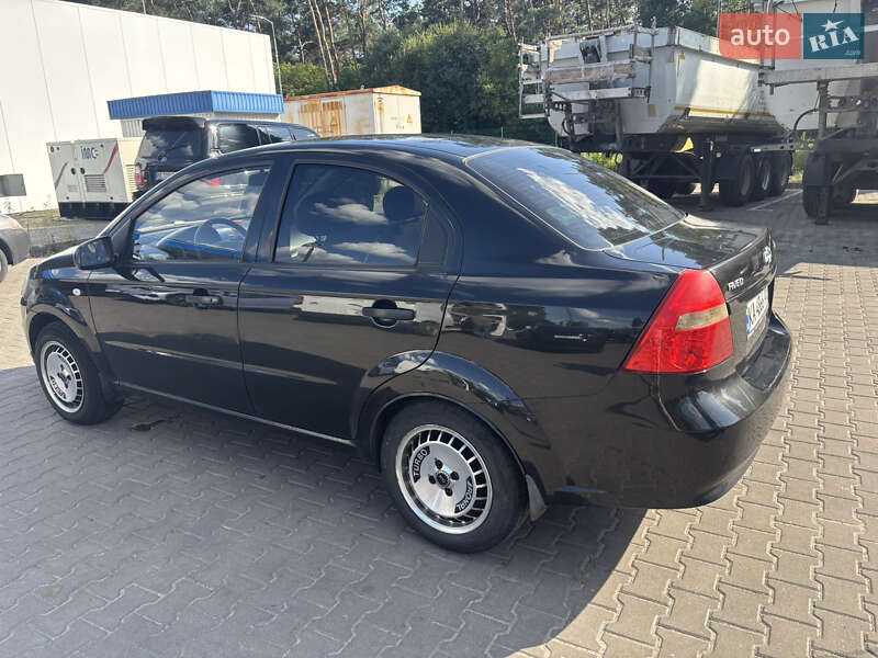 Седан Chevrolet Aveo 2008 в Києві фото 5 Седан Chevrolet Aveo 2008 в Києві