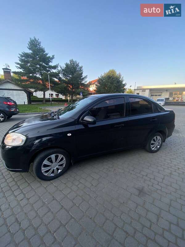 Седан Chevrolet Aveo 2008 в Тлумаче