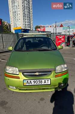 Седан Chevrolet Aveo 2005 в Киеве