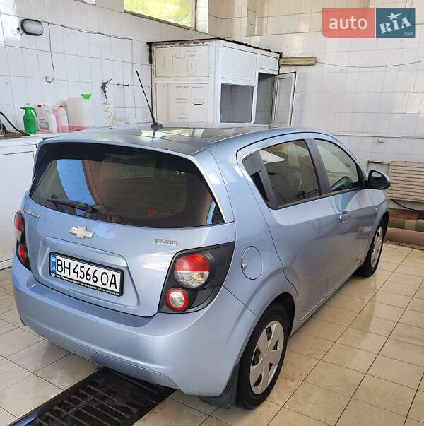 Хетчбек Chevrolet Aveo 2012 в Ананьїві