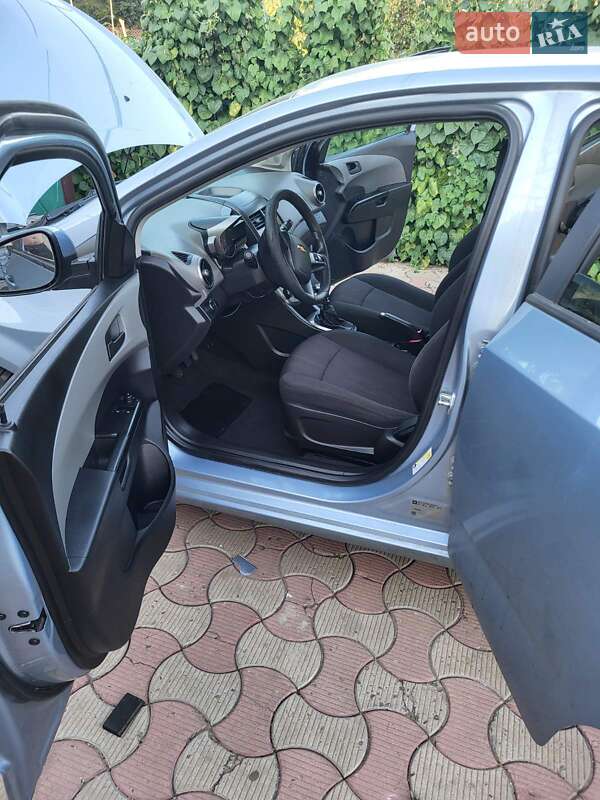 Хетчбек Chevrolet Aveo 2012 в Ананьїві