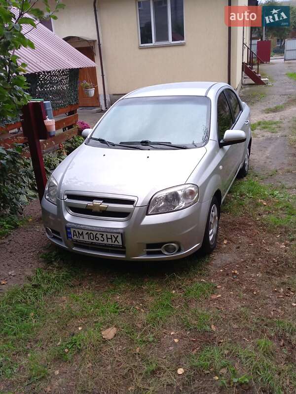Седан Chevrolet Aveo 2008 в Житомирі