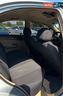 Седан Chevrolet Aveo 2008 в Кривом Роге