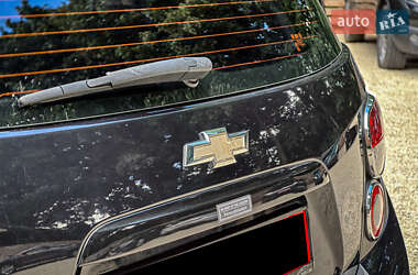 Хэтчбек Chevrolet Aveo 2011 в 