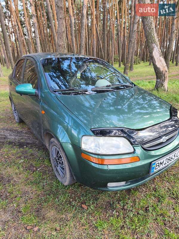 Седан Chevrolet Aveo 2004 в Сумах