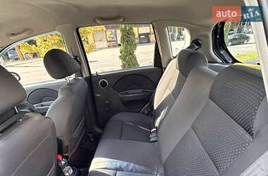 Хэтчбек Chevrolet Aveo 2008 в 
