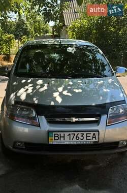 Седан Chevrolet Aveo 2005 в Подольске