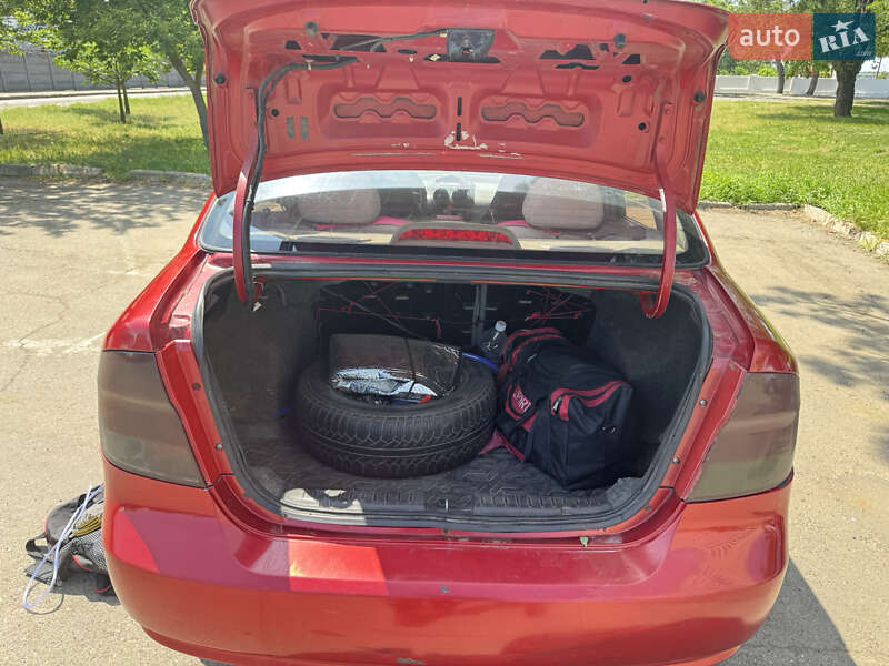 Седан Chevrolet Aveo 2004 в Миколаєві фото 10 Седан Chevrolet Aveo 2004 в Миколаєві