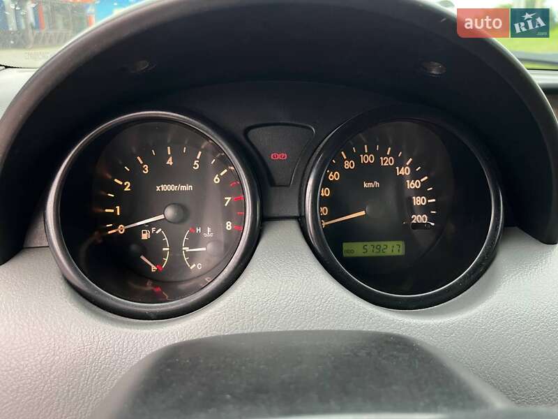 Седан Chevrolet Aveo 2005 в Шепетівці