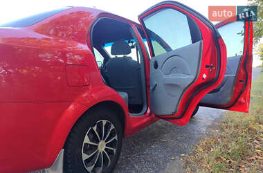 Седан Chevrolet Aveo 2004 в 