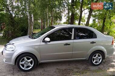Седан Chevrolet Aveo 2007 в Сумах