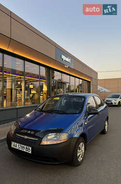 Седан Chevrolet Aveo 2005 в Києві