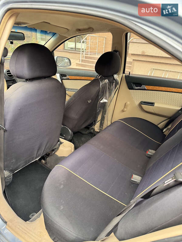 Седан Chevrolet Aveo 2007 в Запорожье