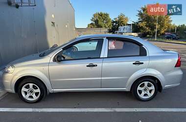 Седан Chevrolet Aveo 2010 в 