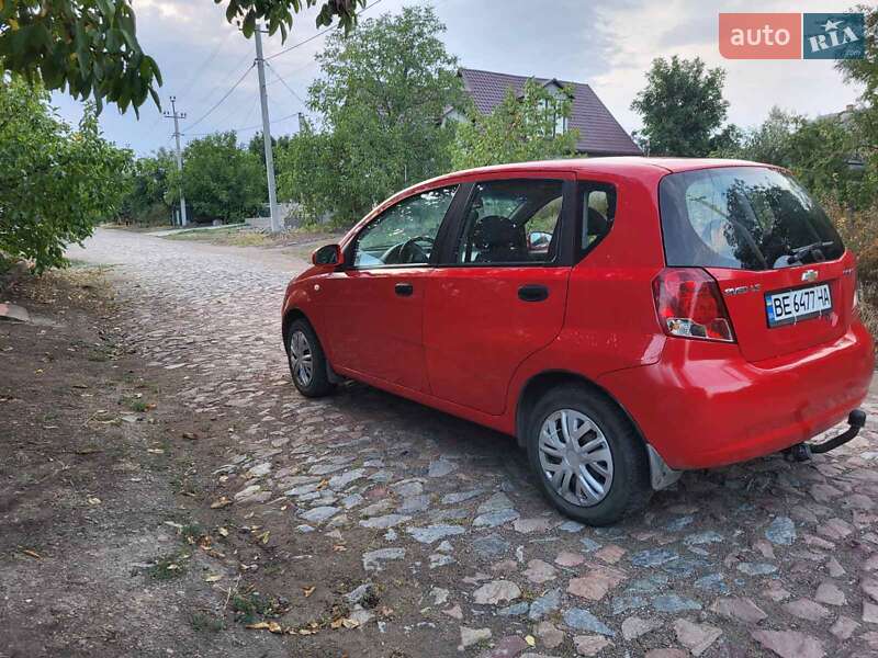 Хэтчбек Chevrolet Aveo 2006 в Первомайске