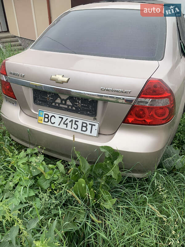 Седан Chevrolet Aveo 2008 в Львове