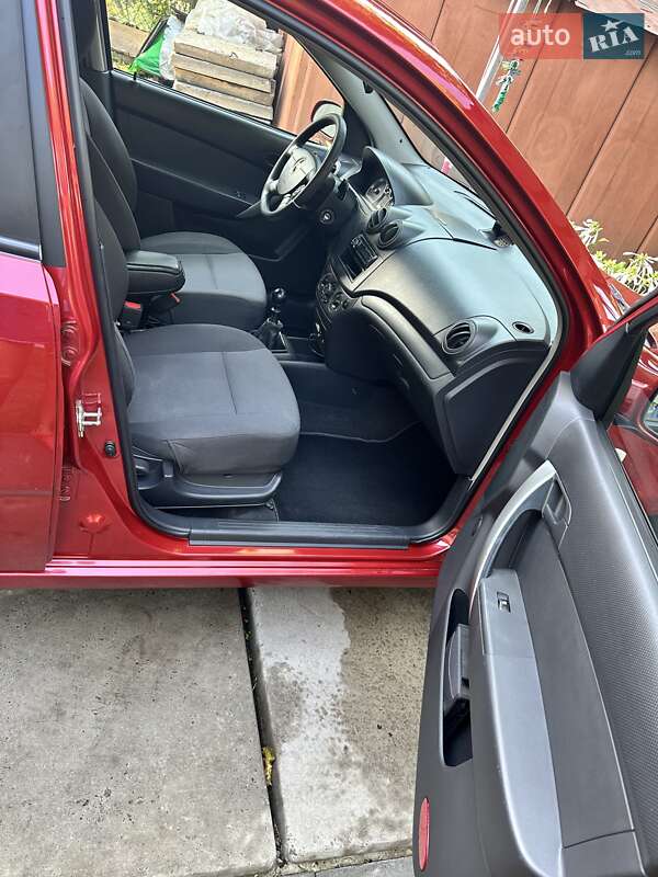 Хетчбек Chevrolet Aveo 2010 в Львові