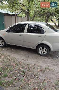 Седан Chevrolet Aveo 2004 в Павлограде