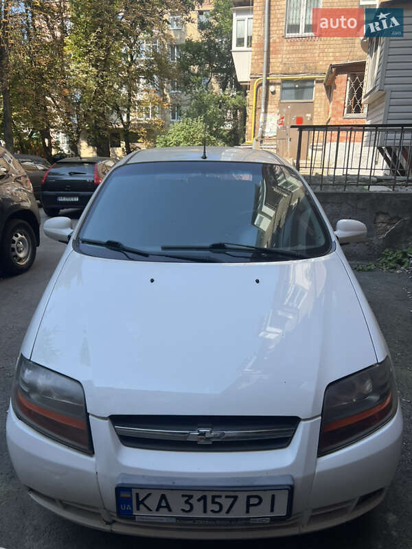Хэтчбек Chevrolet Aveo 2007 в Киеве