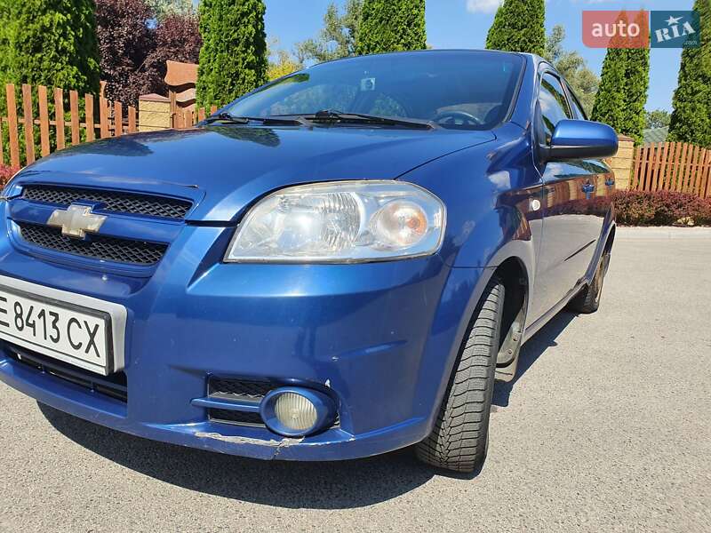 Седан Chevrolet Aveo 2008 в Днепре