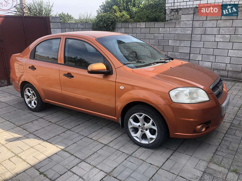 Седан Chevrolet Aveo 2007 в 