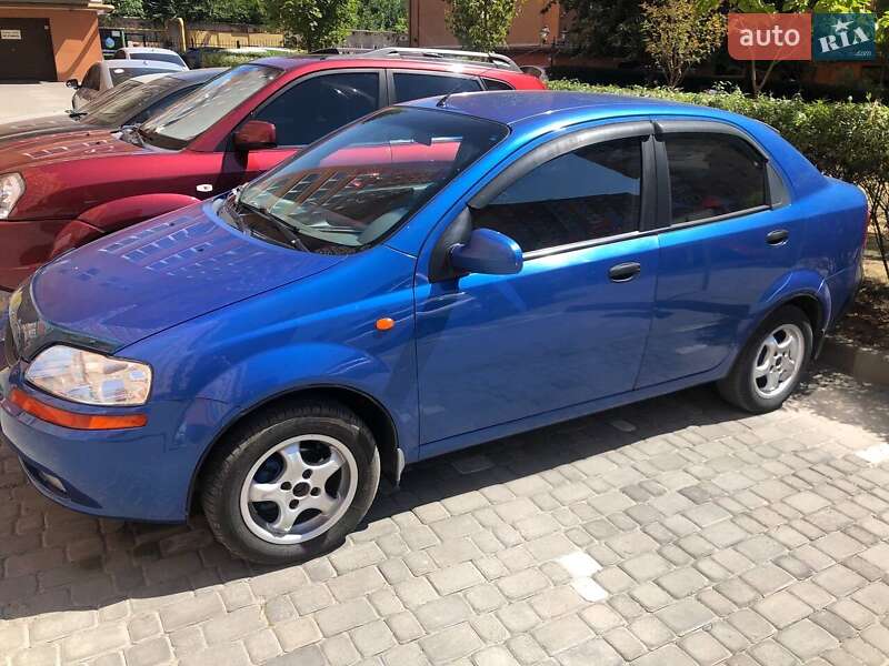 Седан Chevrolet Aveo 2005 в 