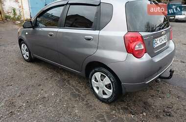 Хетчбек Chevrolet Aveo 2010 в Миргороді