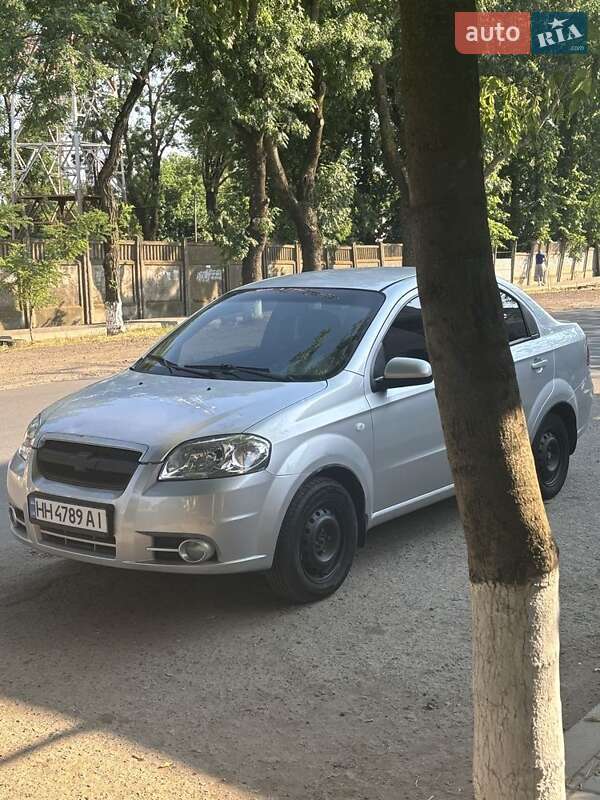 Седан Chevrolet Aveo 2007 в 