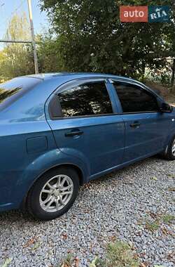 Седан Chevrolet Aveo 2012 в Днепре