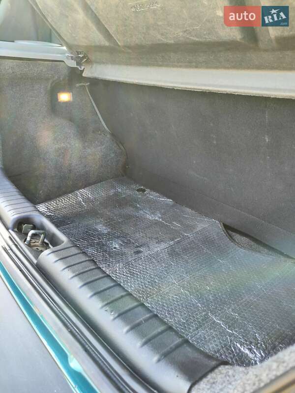 Хэтчбек Chevrolet Aveo 2004 в Киеве