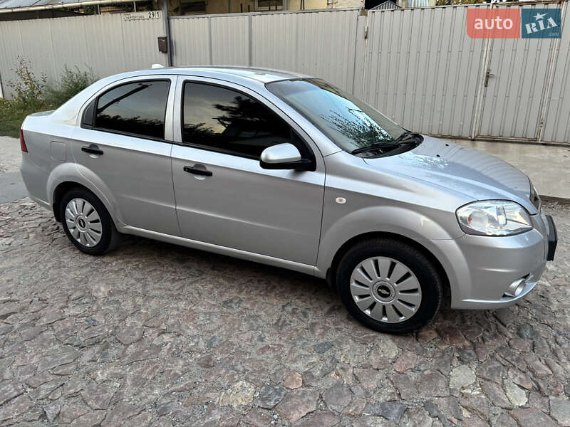 Седан Chevrolet Aveo 2008 в Запорожье