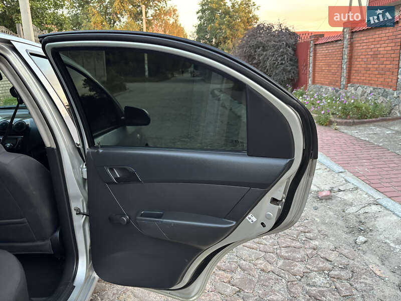 Седан Chevrolet Aveo 2008 в Запорожье
