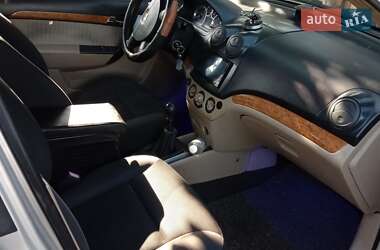 Седан Chevrolet Aveo 2008 в Великодолинском
