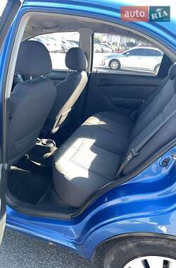 Седан Chevrolet Aveo 2006 в 