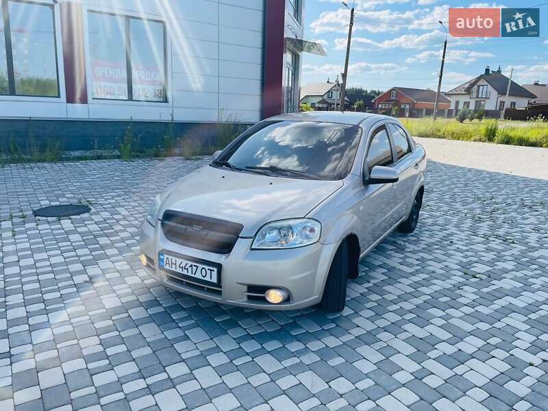 Седан Chevrolet Aveo 2008 в Житомире