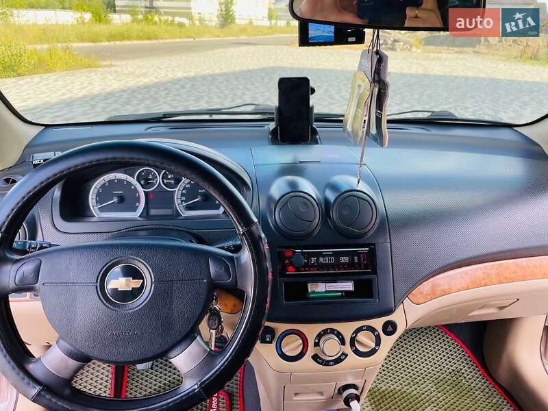 Седан Chevrolet Aveo 2008 в Житомире