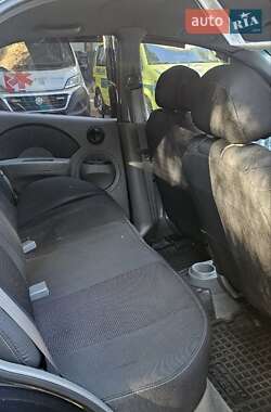 Седан Chevrolet Aveo 2005 в 