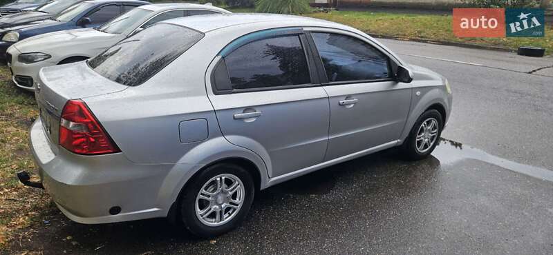 Седан Chevrolet Aveo 2007 в Черкасах