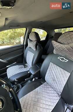 Седан Chevrolet Aveo 2008 в 