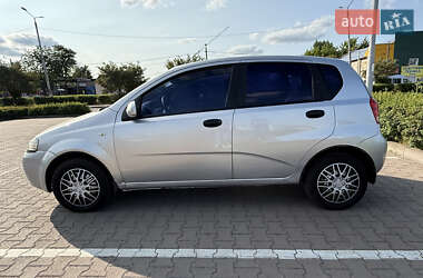 Хэтчбек Chevrolet Aveo 2007 в 