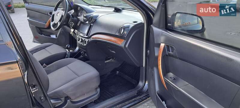 Седан Chevrolet Aveo 2008 в Теофиполе