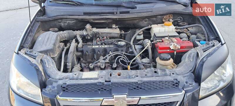 Седан Chevrolet Aveo 2008 в Теофиполе