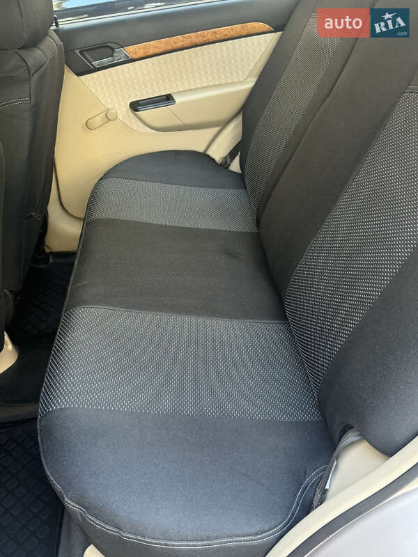 Седан Chevrolet Aveo 2008 в Киеве