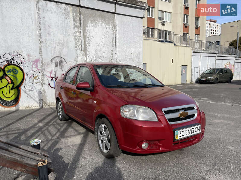 Седан Chevrolet Aveo 2011 в Києві